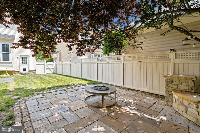 22839 VICKERY PARK DR, Ashburn, VA 20148