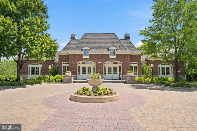 22839 VICKERY PARK DR, Ashburn, VA 20148