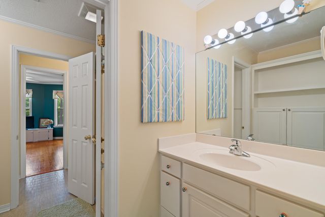 310 Shadow Wood Dr., Hattiesburg, MS 39402