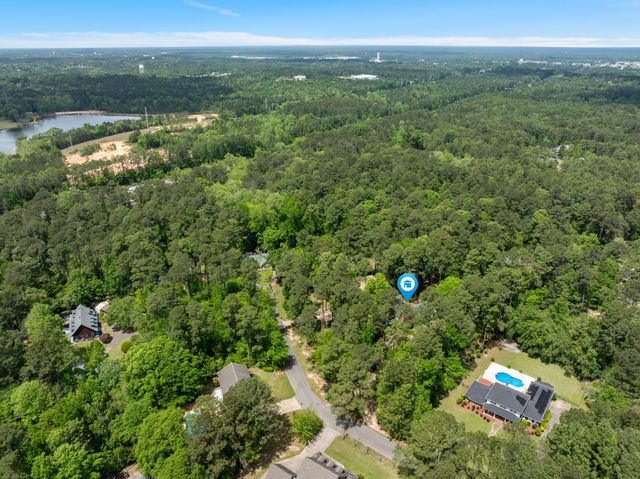 310 Shadow Wood Dr., Hattiesburg, MS 39402