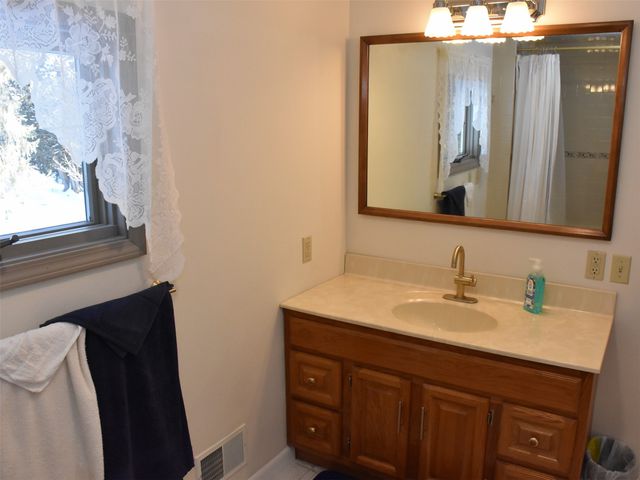 11868 OAKMERE Place, Conneaut Lake, PA 16316