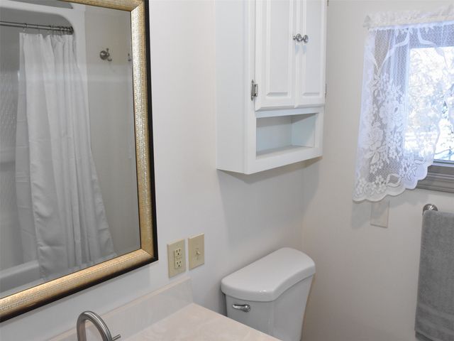 11868 OAKMERE Place, Conneaut Lake, PA 16316