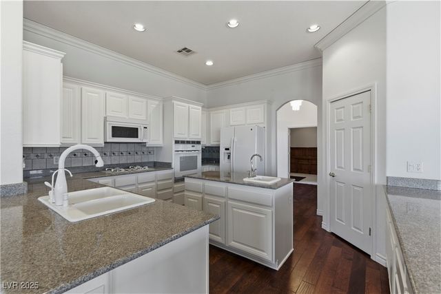 940 Villa Grande Way, Boulder City, NV 89005