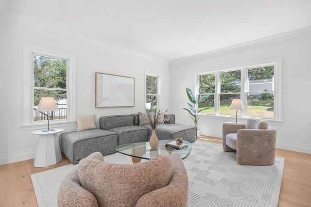 7 Hutchinson Road, Winchester, MA 01890