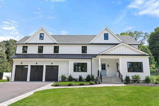 7 Hutchinson Road, Winchester, MA 01890