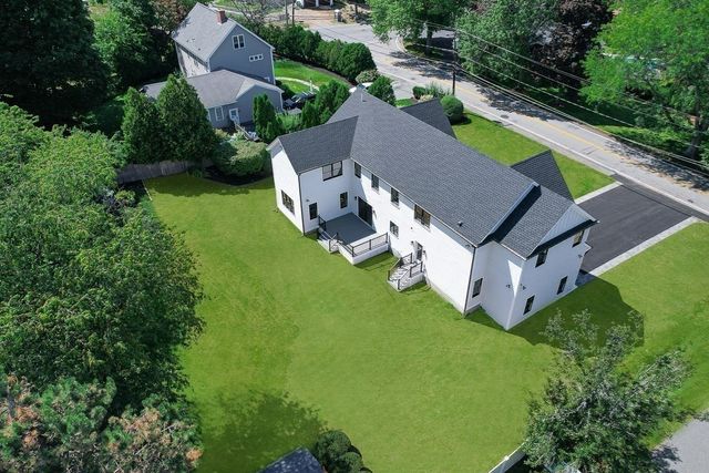 7 Hutchinson Road, Winchester, MA 01890