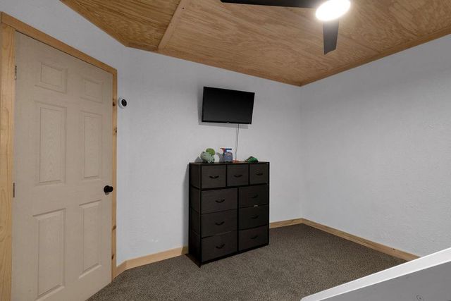 17858 Split Oak Circle, New Caney, TX 77357