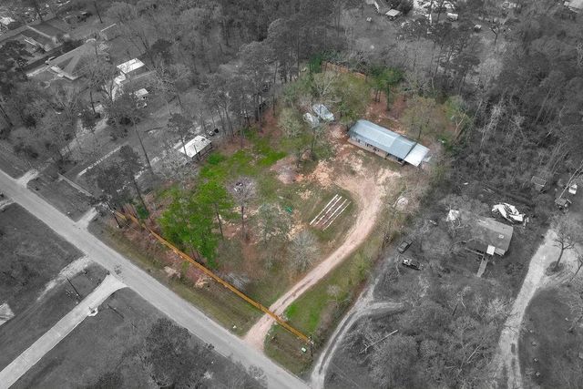 17858 Split Oak Circle, New Caney, TX 77357