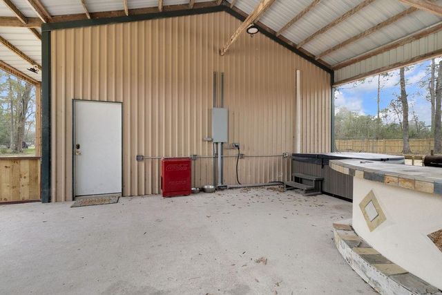 17858 Split Oak Circle, New Caney, TX 77357