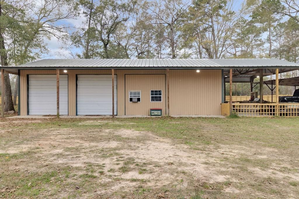 17858 Split Oak Circle, New Caney, TX 77357