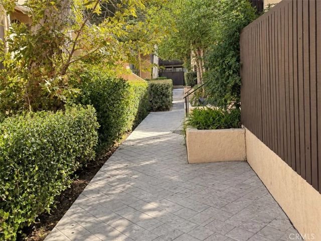18350 Hatteras Street 233, Tarzana, CA 91356