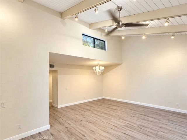 18350 Hatteras Street 233, Tarzana, CA 91356