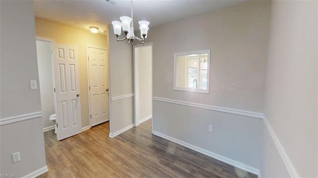 81 N Lake LOOP, Hampton, VA 23666