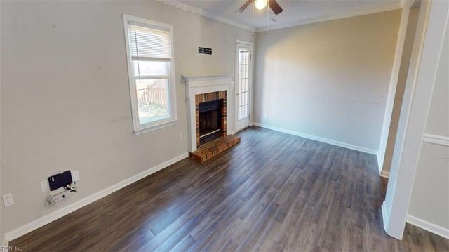 81 N Lake LOOP, Hampton, VA 23666