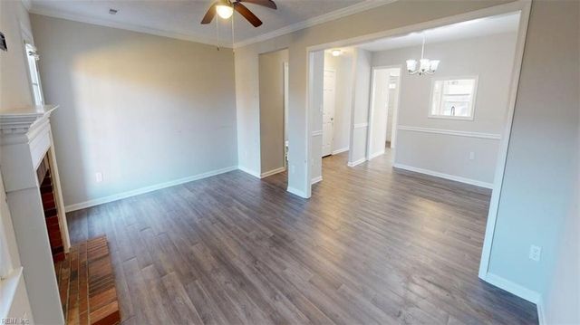 81 N Lake LOOP, Hampton, VA 23666