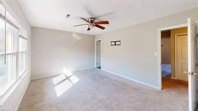 81 N Lake LOOP, Hampton, VA 23666