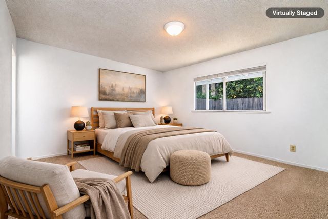 2129 Magnolia Avenue, Sanger, CA 93657