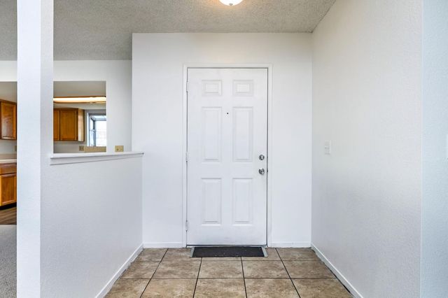 2129 Magnolia Avenue, Sanger, CA 93657