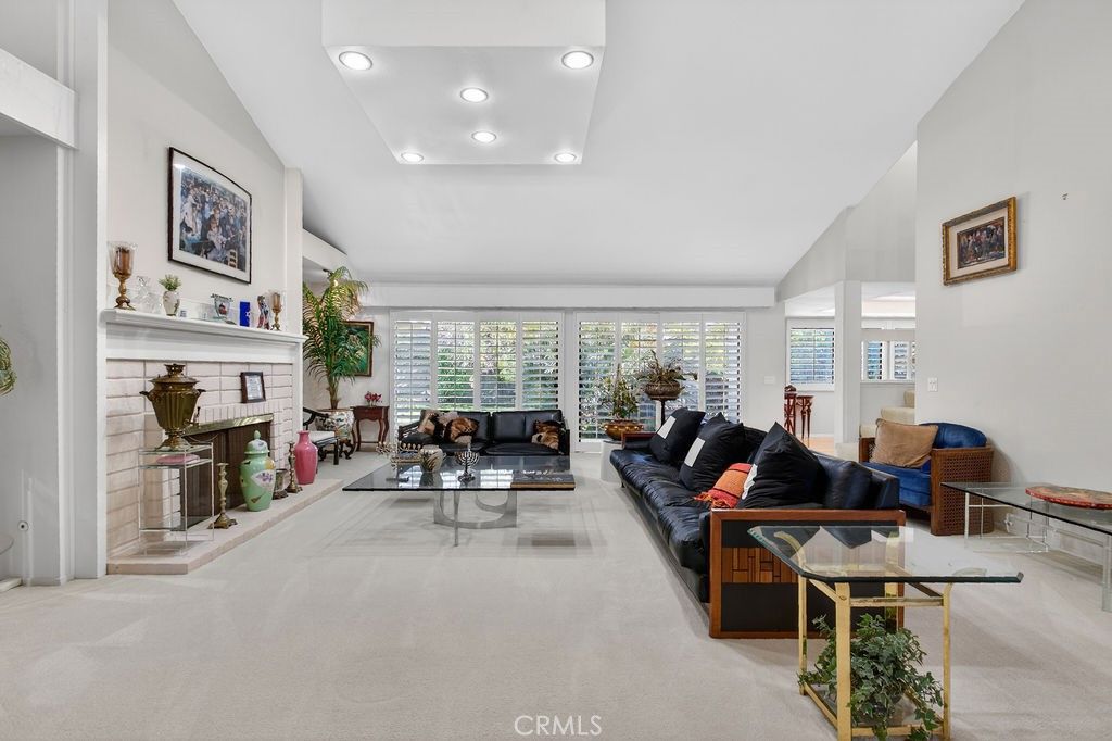 Image 5 of property listing at 9312 Smoketree, Villa Park, CA 92861