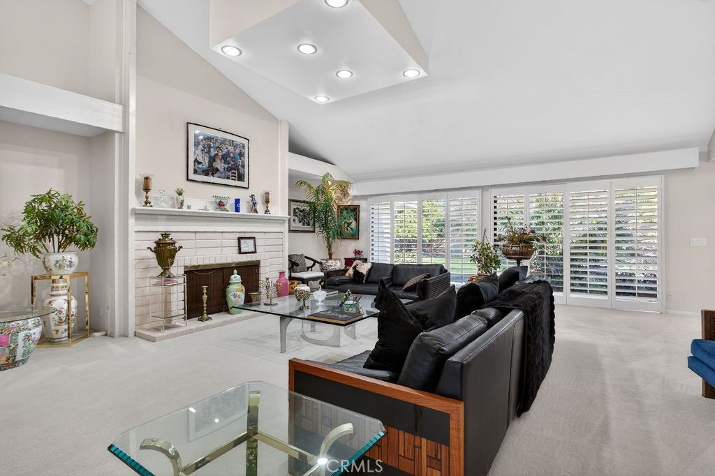 Image 6 of property listing at 9312 Smoketree, Villa Park, CA 92861