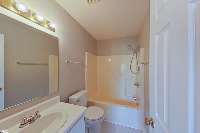 421 Mcfall Court, Moore, SC 29369