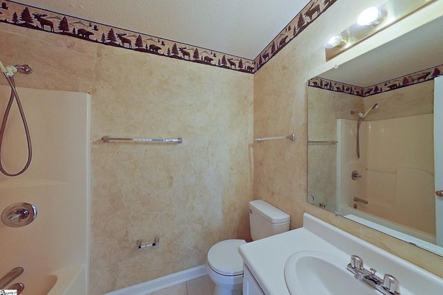 421 Mcfall Court, Moore, SC 29369