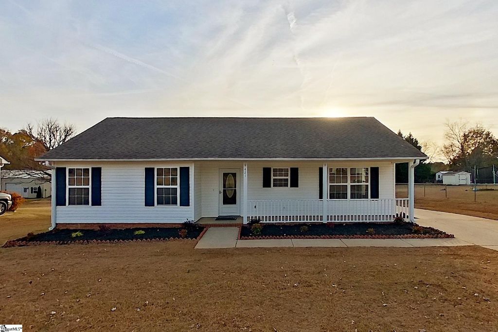 421 Mcfall Court, Moore, SC 29369