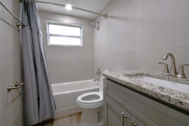 450 OBISPO AVENUE, Orlando, FL 32807