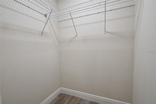 450 OBISPO AVENUE, Orlando, FL 32807