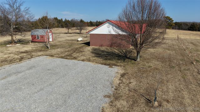 2394 SE 158th, Wilburton, OK 74578