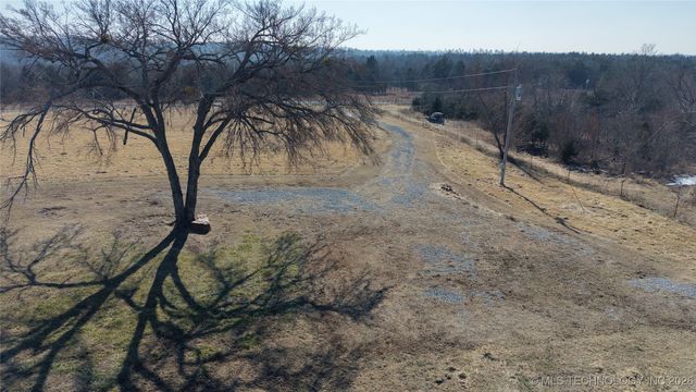 2394 SE 158th, Wilburton, OK 74578