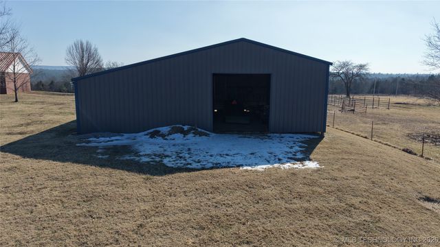 2394 SE 158th, Wilburton, OK 74578