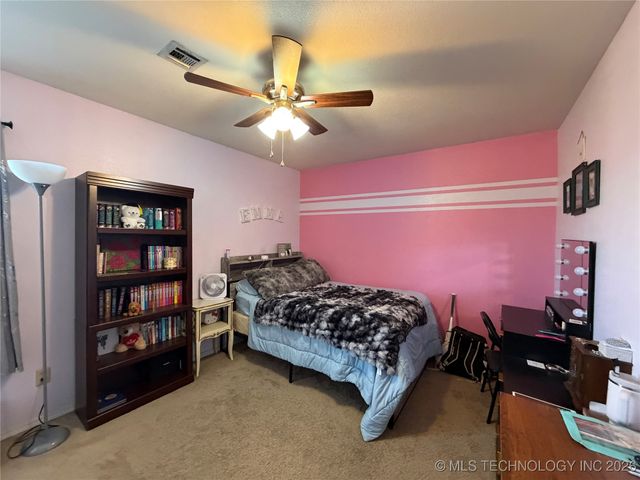 2394 SE 158th, Wilburton, OK 74578