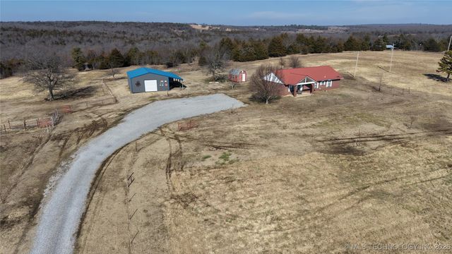 2394 SE 158th, Wilburton, OK 74578