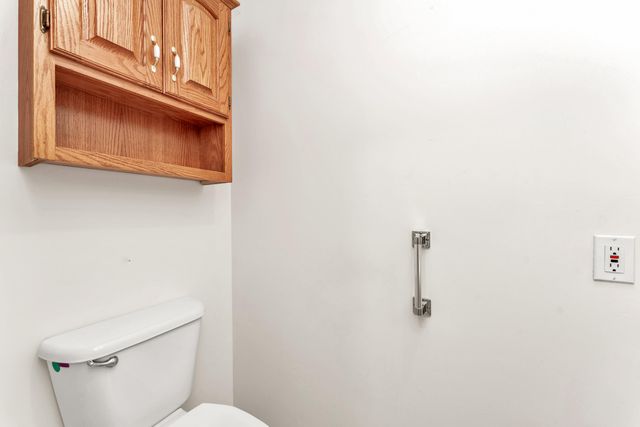 3755 W Eaglecrest Street, Battlefield, MO 65619