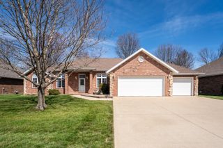 3755 W Eaglecrest Street, Battlefield, MO 65619