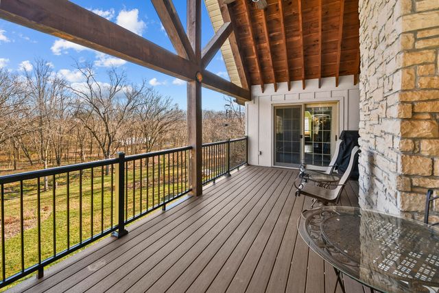 2010 S 22nd Avenue, Ozark, MO 65721