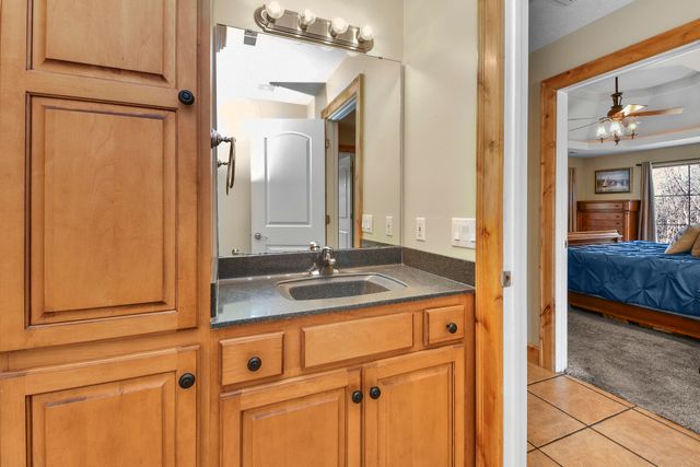 2010 S 22nd Avenue, Ozark, MO 65721