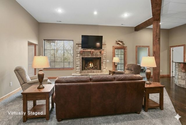 2010 S 22nd Avenue, Ozark, MO 65721