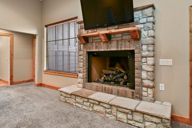 2010 S 22nd Avenue, Ozark, MO 65721