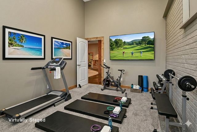 2010 S 22nd Avenue, Ozark, MO 65721