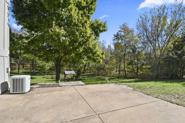 2010 S 22nd Avenue, Ozark, MO 65721