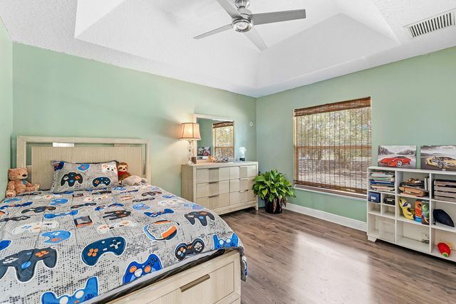 17225 80th Street N, The Acreage, FL 33470