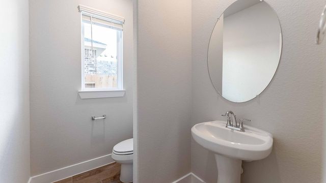 2368 Seaglass Terrace Drive, Katy, TX 77493