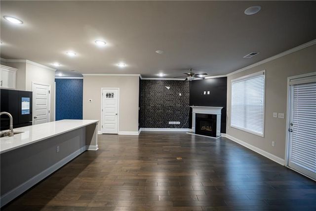 2215 Manor Pointe Drive, Cumming, GA 30041