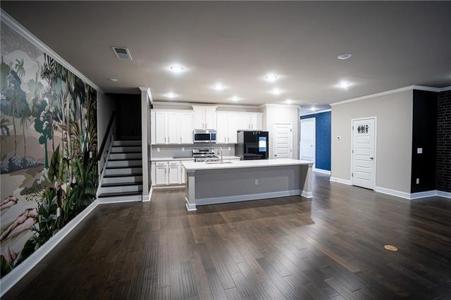 2215 Manor Pointe Drive, Cumming, GA 30041