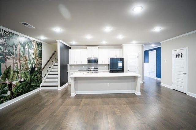 2215 Manor Pointe Drive, Cumming, GA 30041