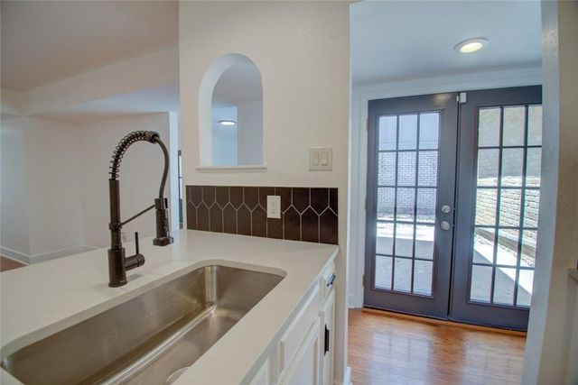4003 Merimac, Austin, TX 78731