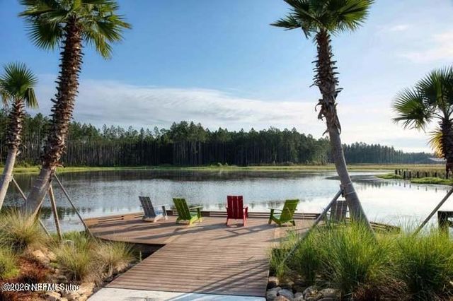 467 BLUE DAZE Street, Yulee, FL 32097