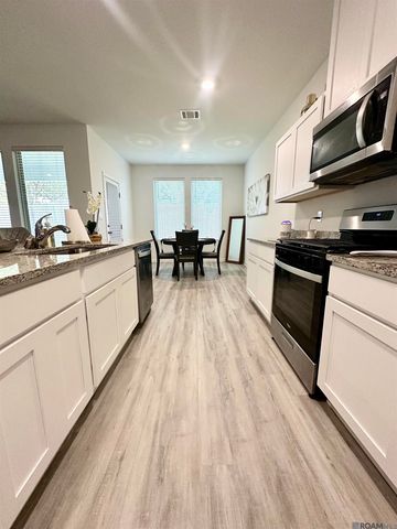 5415 Heron Nest Drive, Baton Rouge, LA 70816